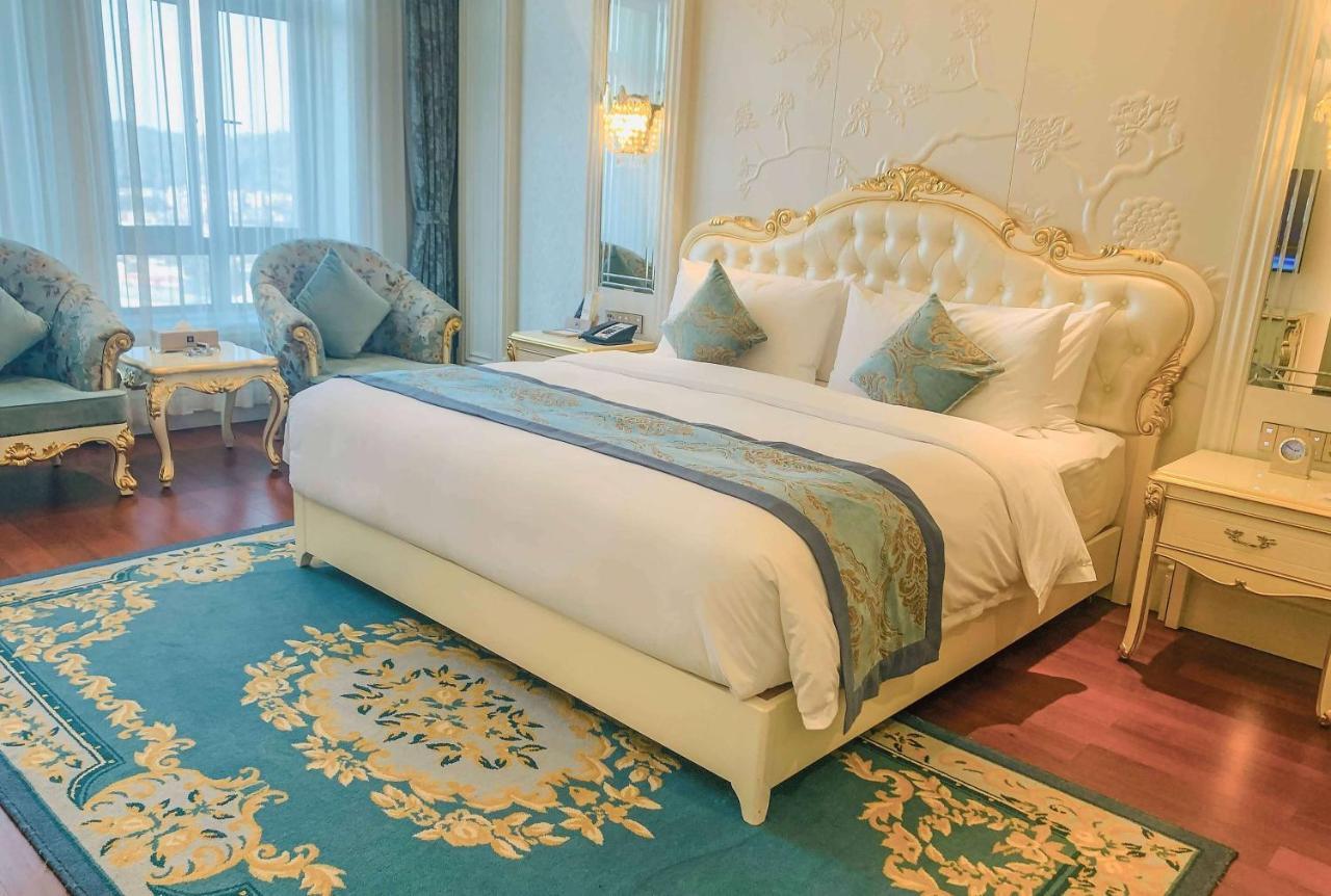 Hotel Wyndham Grand Kunming East Exteriér fotografie