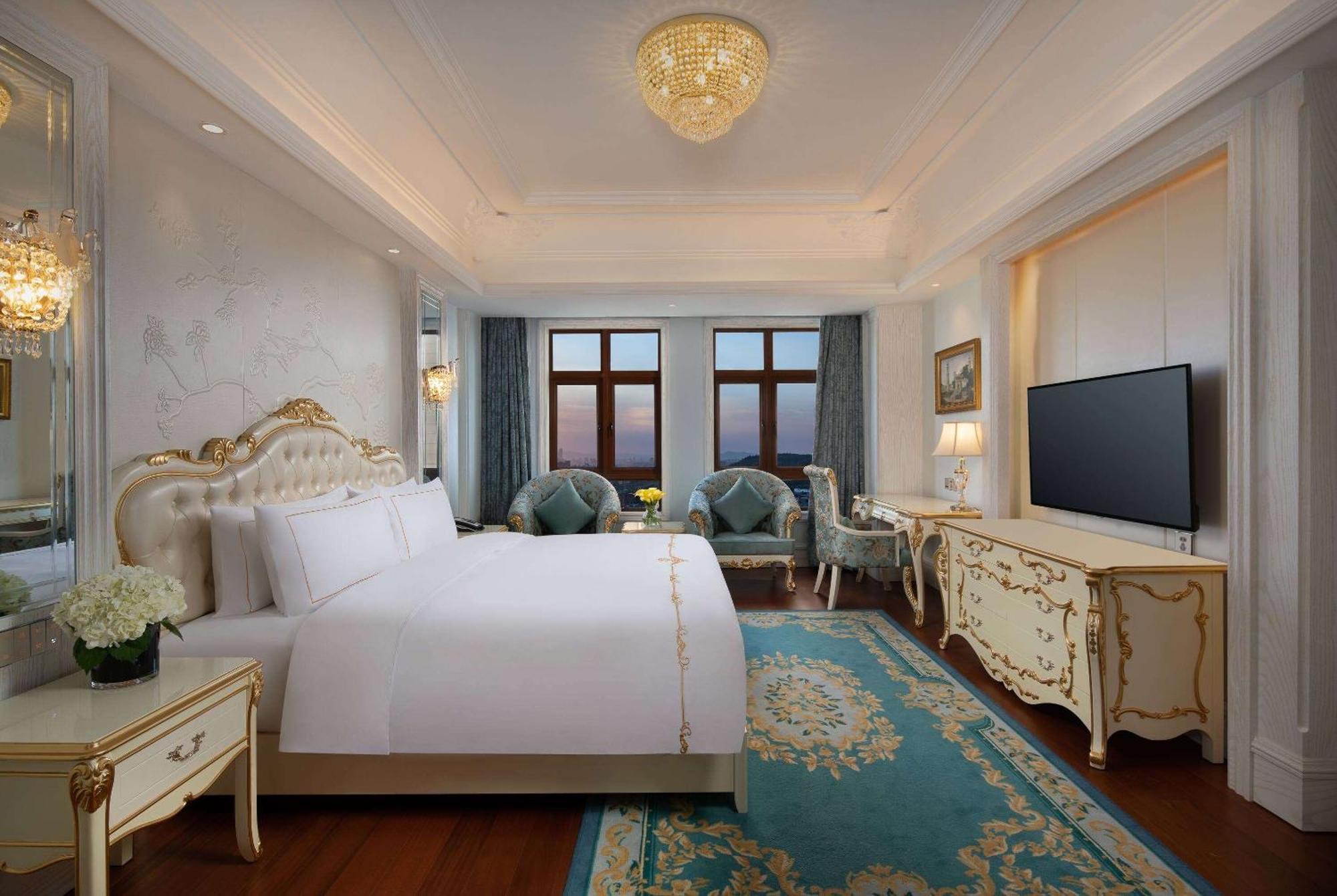 Hotel Wyndham Grand Kunming East Exteriér fotografie